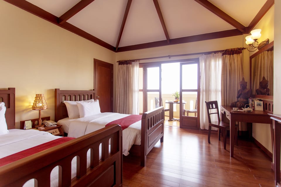 Premium bedding, Select Comfort beds, in-room safe