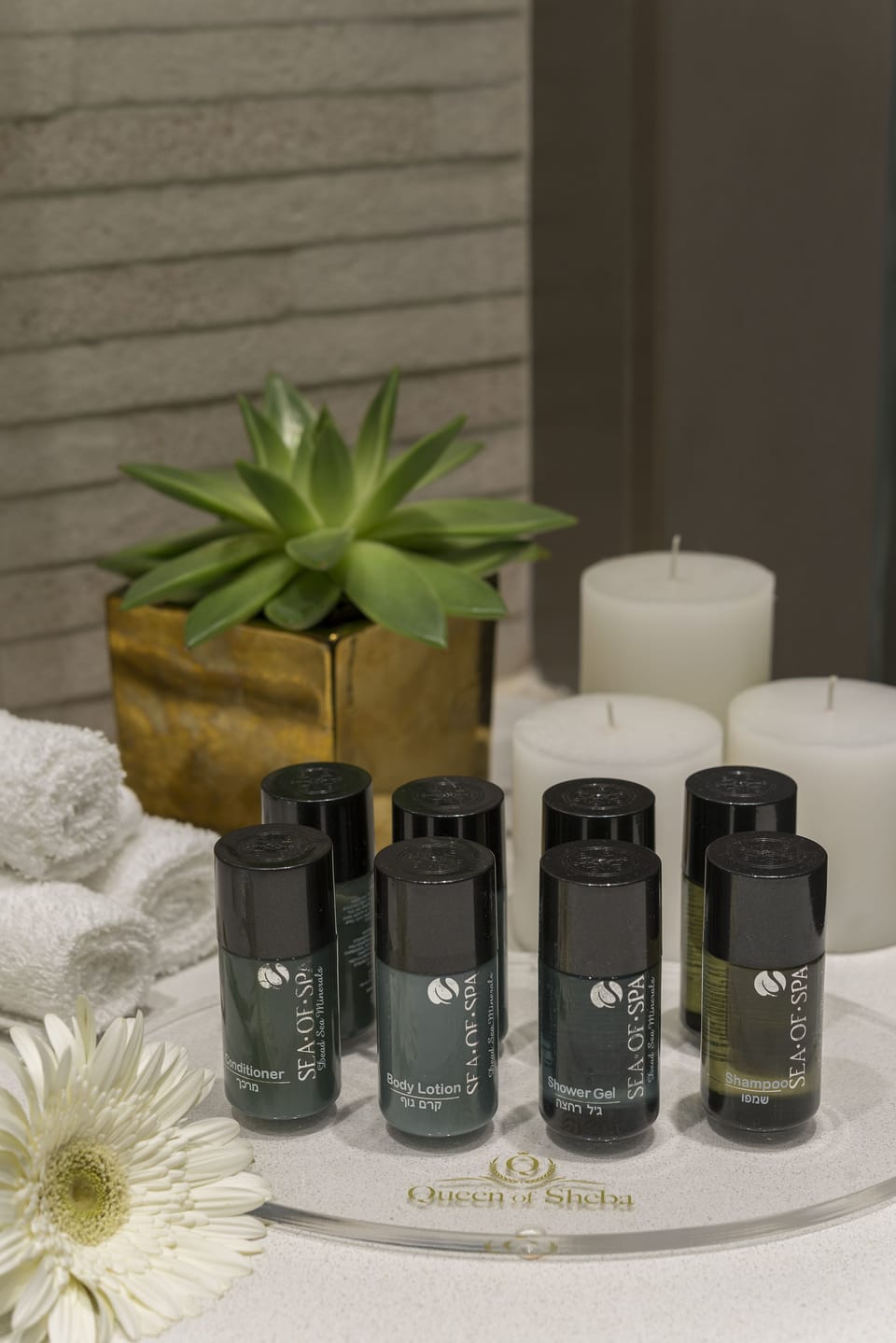 Body treatments, aromatherapy, hot stone massages, deep-tissue massages