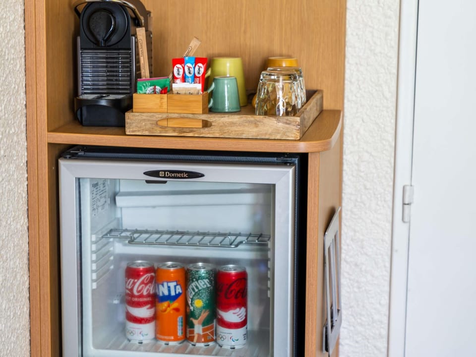 Superior Room, 1 Double Bed | Pillowtop beds, in-room safe, individually furnished, desk