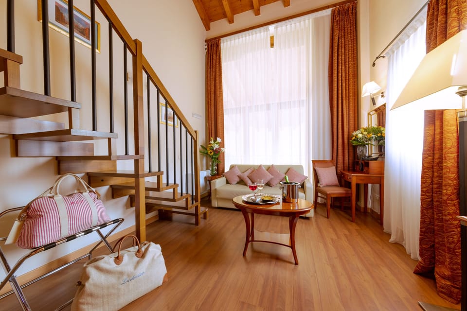 Superior Room | Down comforters, minibar, in-room safe, desk