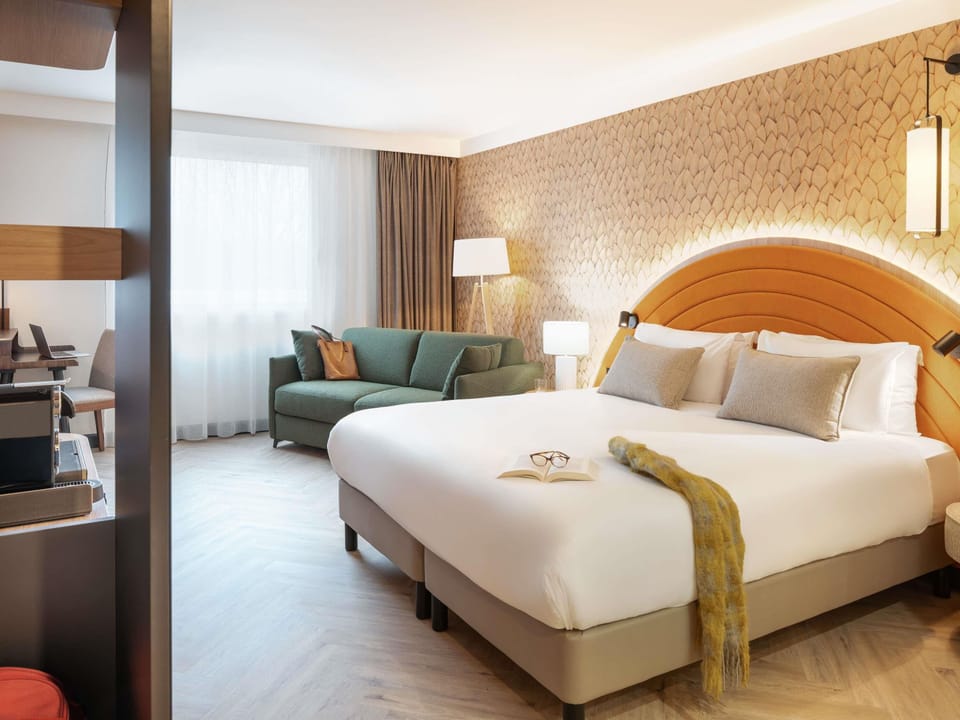 Junior Suite, 1 Double Bed | Premium bedding, desk, laptop workspace, soundproofing
