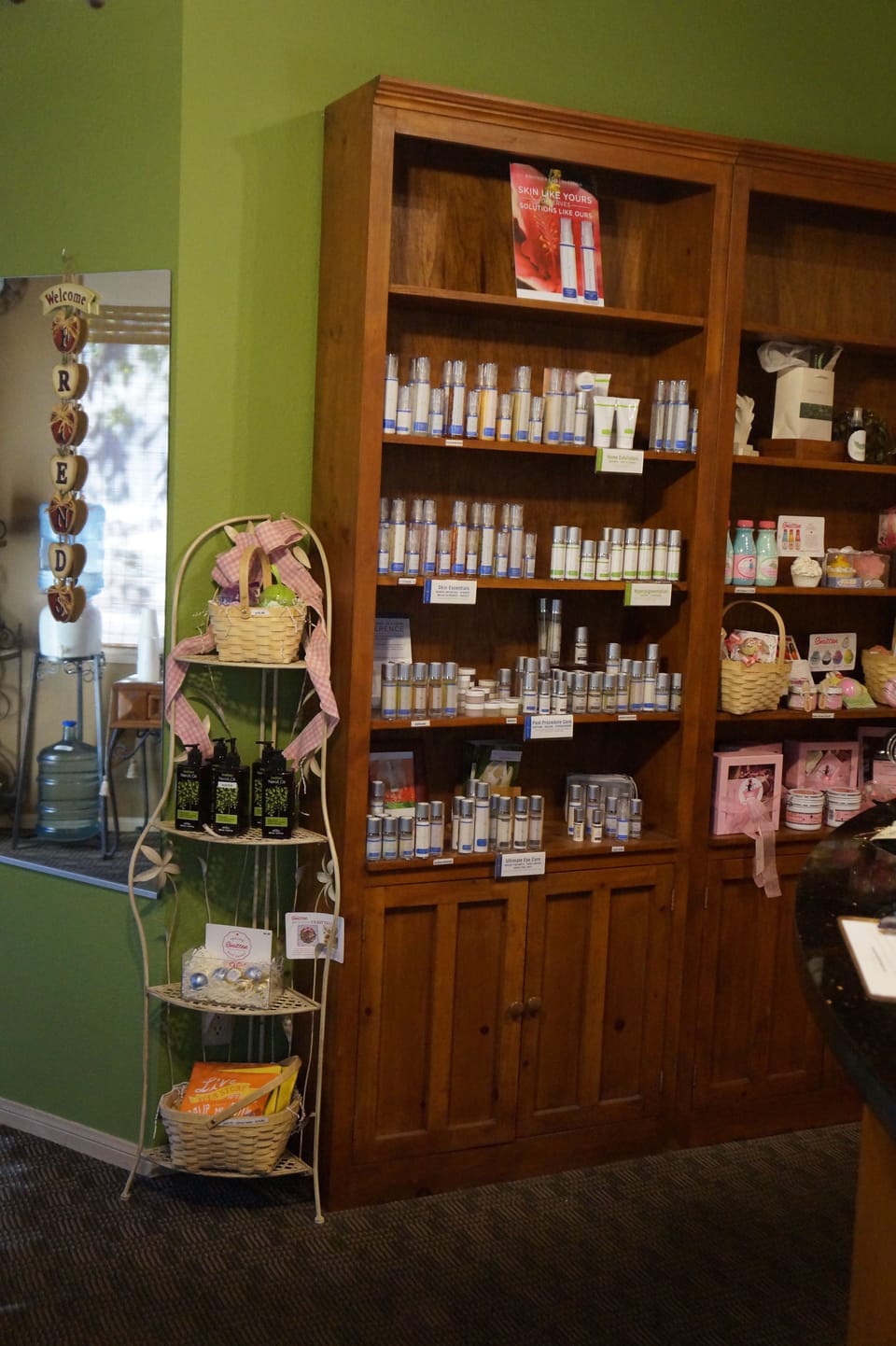 Couples treatment rooms, body treatments, aromatherapy