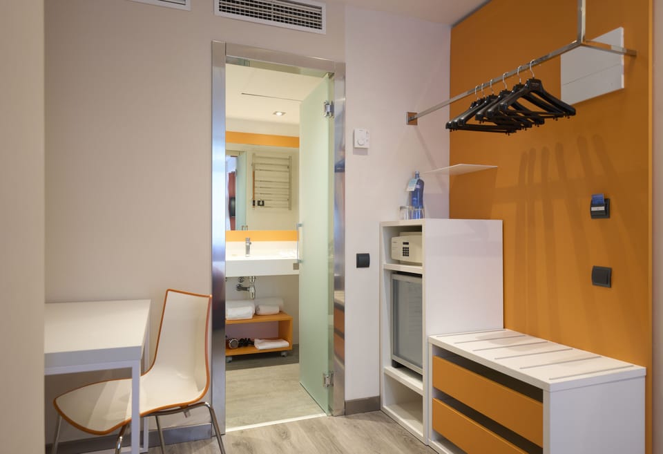 Minibar, in-room safe, desk, soundproofing