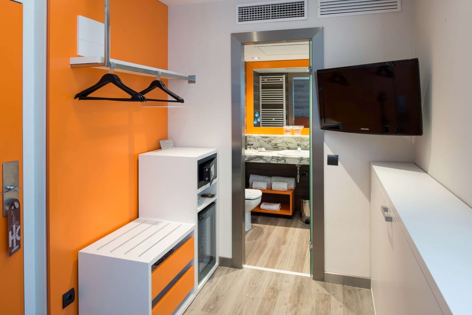 Minibar, in-room safe, desk, soundproofing