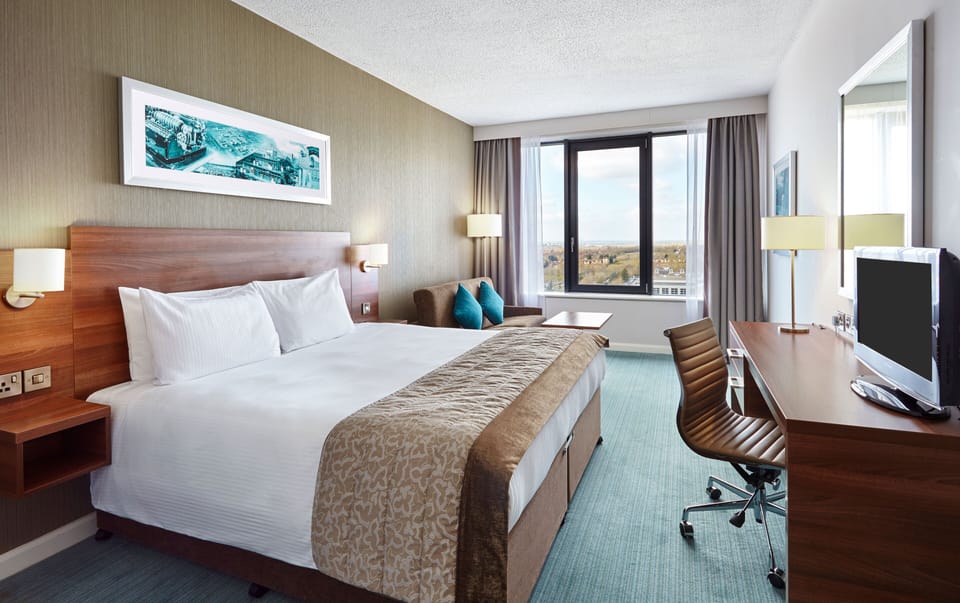 Superior Double Room | Desk, iron/ironing board, free WiFi, bed sheets