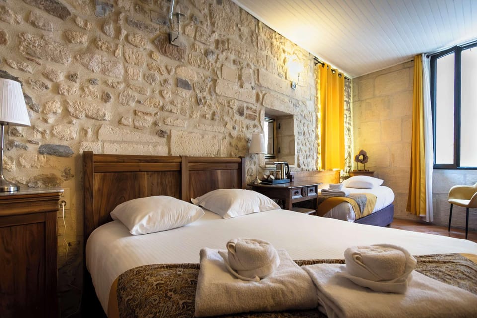 Triple Room | Premium bedding, minibar, in-room safe, desk