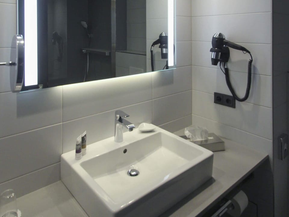 In-room safe, desk, blackout drapes, soundproofing