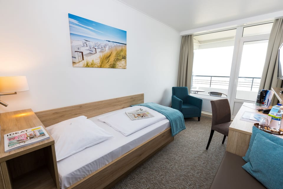 Standard Single Room | In-room safe, individually furnished, desk, blackout drapes