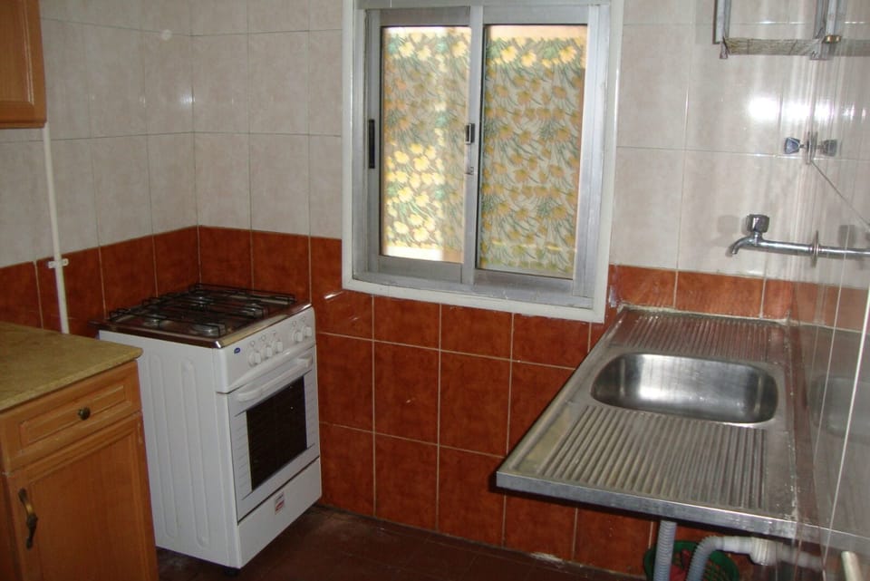 Apartment, 1 Bedroom | Private kitchen | Fridge, stovetop, cookware/dishes/utensils