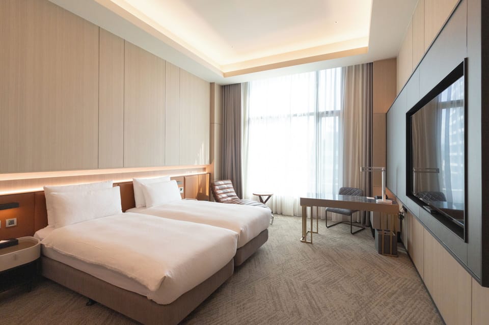 Elite Executive Twin Room | Premium bedding, down comforters, free minibar, in-room safe