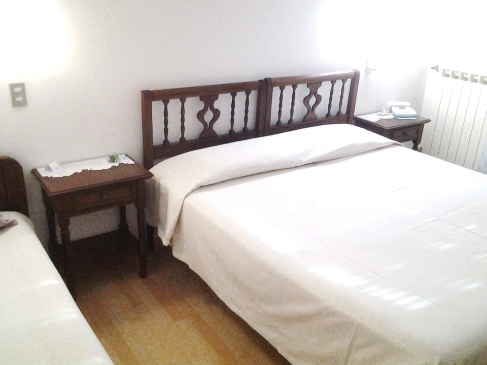 Standard Triple Room, City View | In-room safe, desk, cribs/infant beds, free WiFi