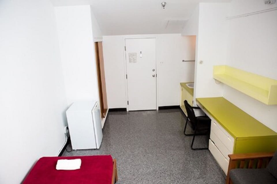Standard Single Room, 1 Twin Bed, Shared Bathroom | Desk, iron/ironing board, free WiFi, bed sheets