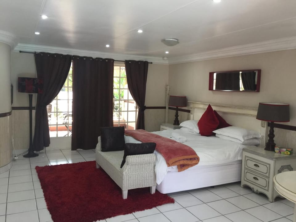 Desk, iron/ironing board, free cribs/infant beds, free WiFi