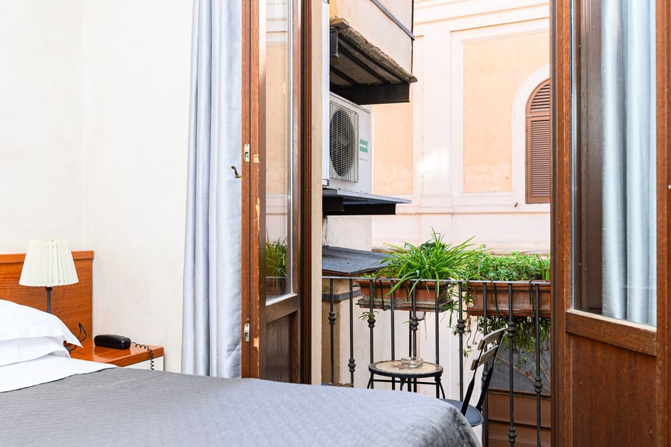 Standard Double Room, 1 Double Bed | Hypo-allergenic bedding, minibar, in-room safe, desk