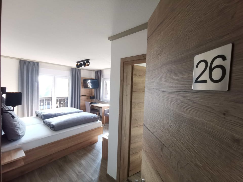 Comfort Room, Balcony, Valley View | WiFi (free), bed sheets