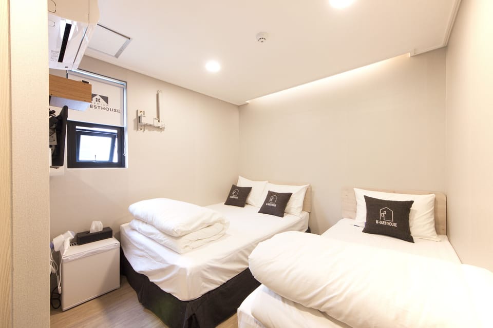 Standard Triple Room | Free WiFi, bed sheets