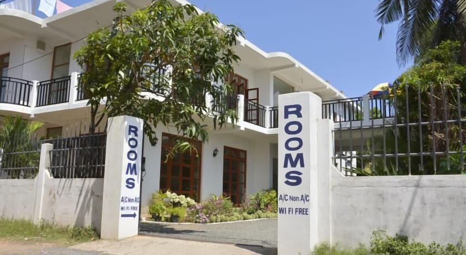 Blue Coast View Hotel in Negombo