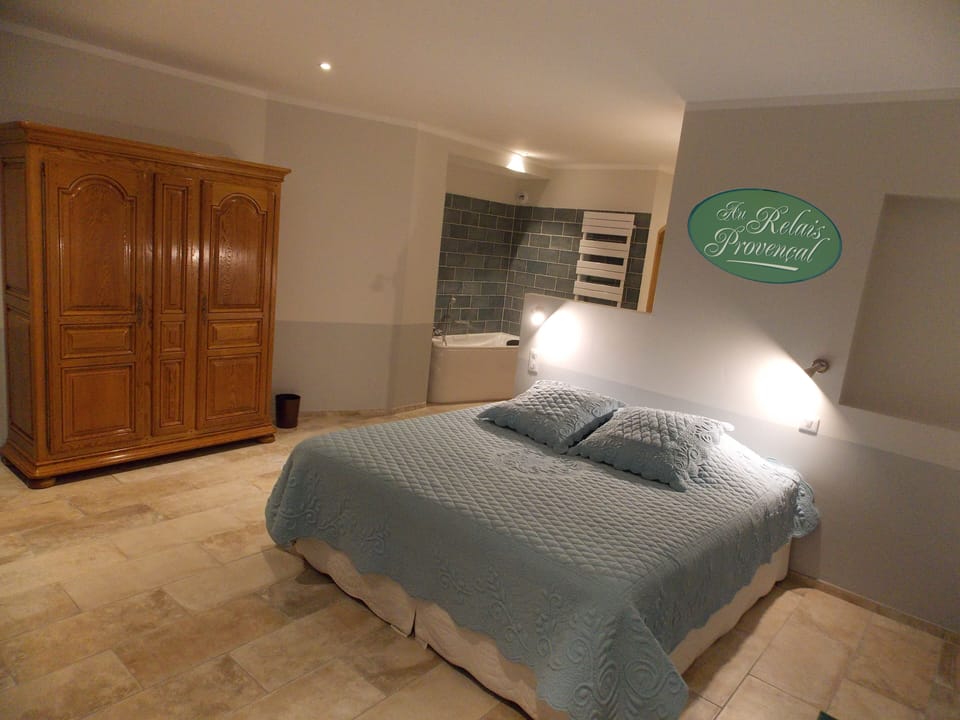 Comfort Double Room, Mountainside | WiFi (free), individually decorated, individually furnished
