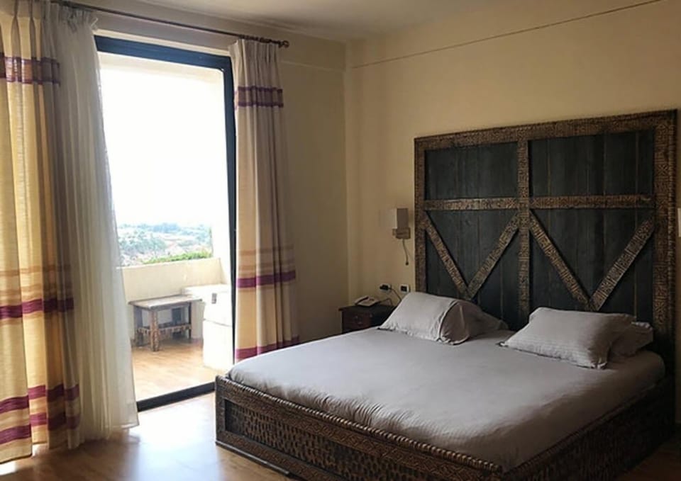 Suite | Free cribs/infant beds, free WiFi, wheelchair access