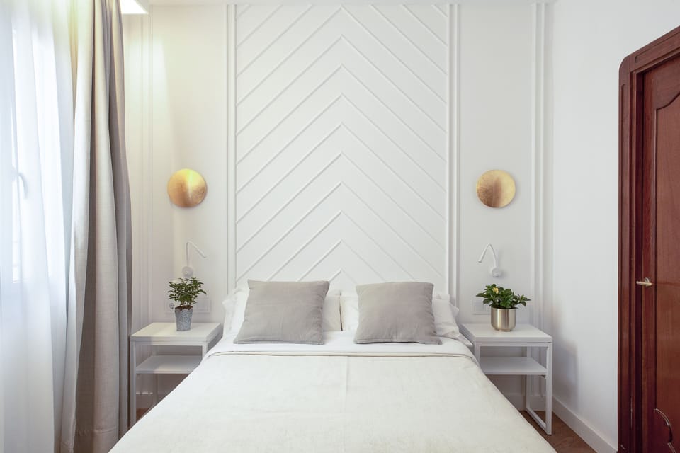 Down comforters, in-room safe, desk, laptop workspace
