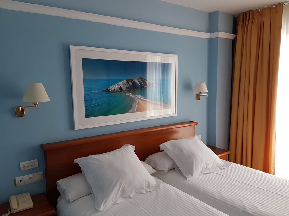 Double or Twin Room, Sea View | In-room safe, desk, blackout drapes, soundproofing