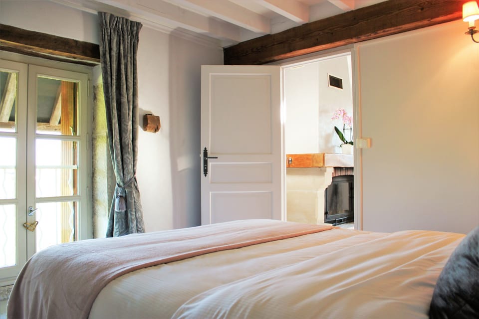 Family Suite, 2 Bedrooms, Refrigerator & Microwave, Park View | 1 bedroom, premium bedding, minibar, in-room safe