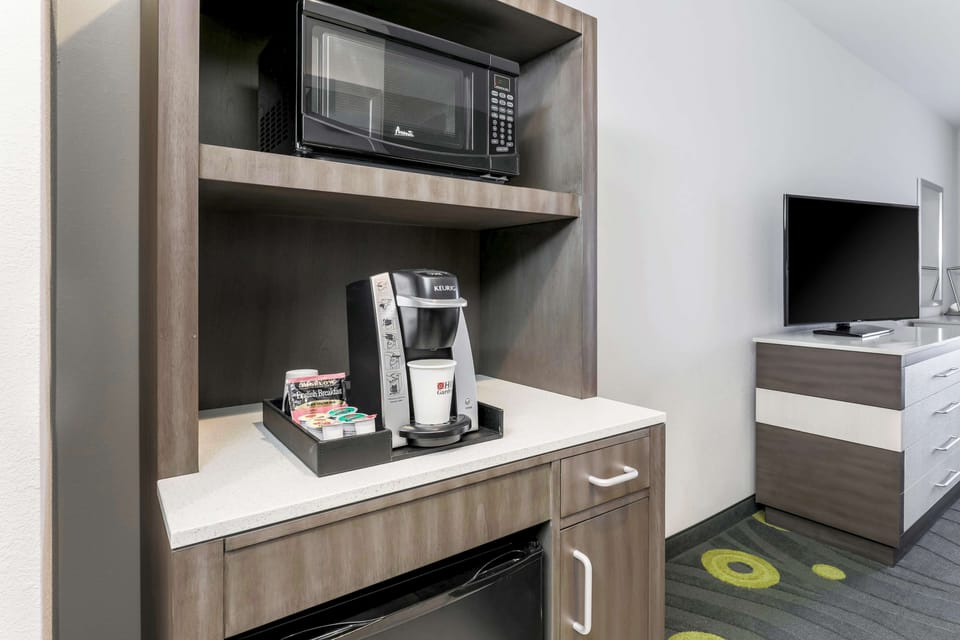 Blackout drapes, iron/ironing board, free cribs/infant beds, free WiFi