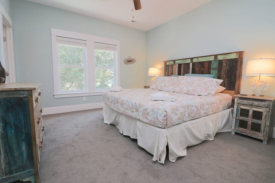 Townhome, 4 Bedrooms & 4 Bathrooms | 4 bedrooms, individually decorated, individually furnished