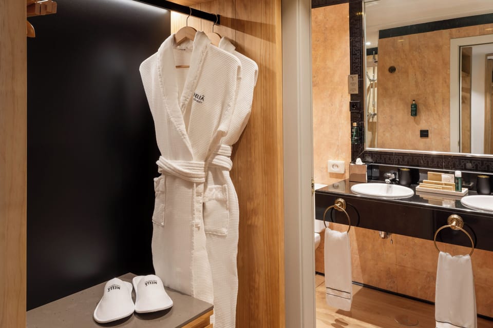 Eco-friendly toiletries, towels