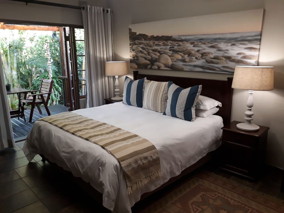 Family Room (3 Sleeper) | 1 bedroom, premium bedding, minibar, in-room safe