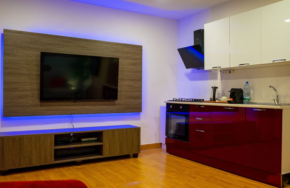Apartment | In-room safe, desk, cribs (free), rollaway beds (surcharge)