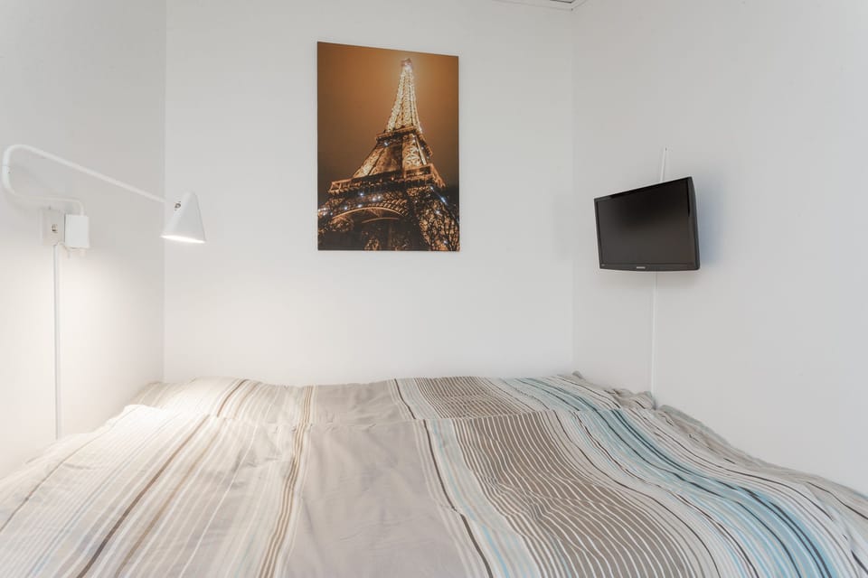 Apartment | Free cribs/infant beds