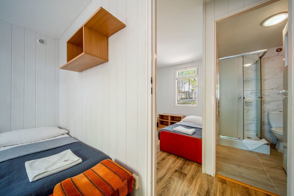 Studio | Free WiFi, bed sheets