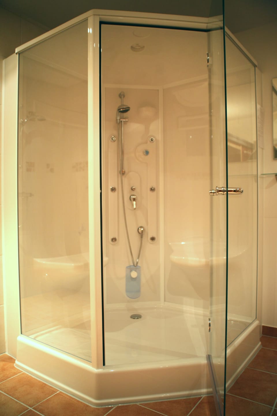 Steam room 