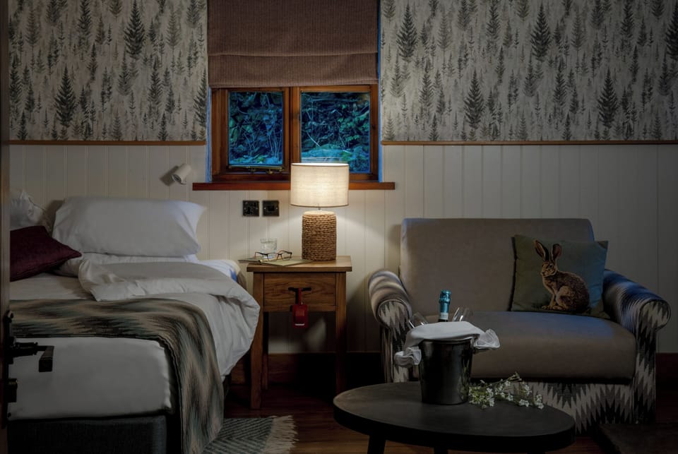 Feature Double or Twin with Sofa Bed | Desk, free WiFi