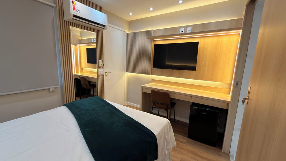 Comfort Double Room, 1 Double Bed | Minibar, desk, blackout drapes, free WiFi