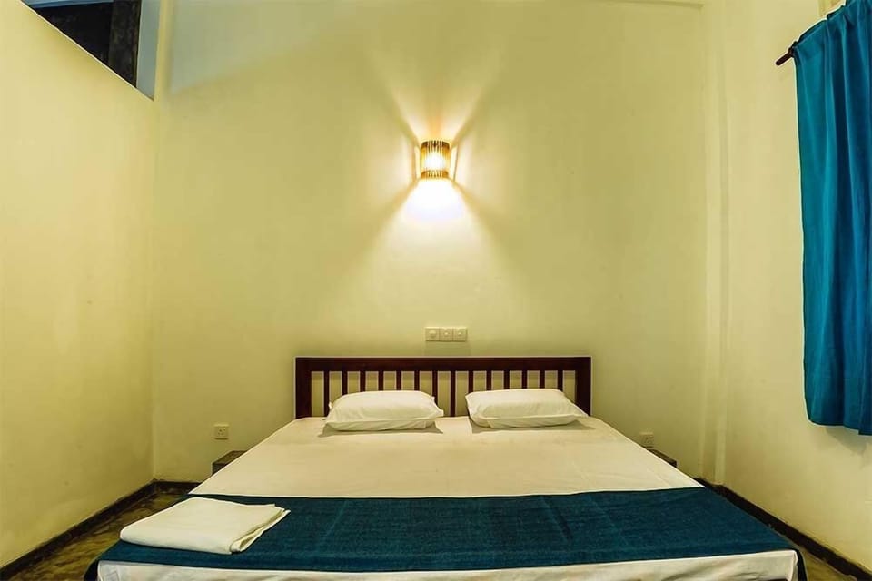 Standard Room | Rollaway beds, WiFi, bed sheets, wheelchair access