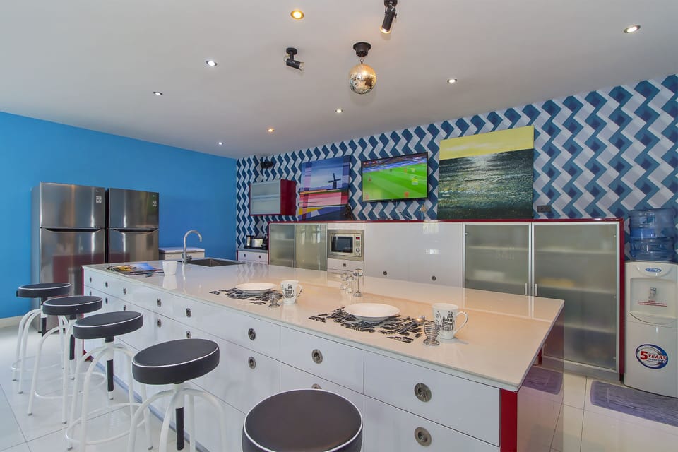 8 Bedrooms Private Pool Villa | Private kitchen | Full-size fridge, microwave, oven, stovetop