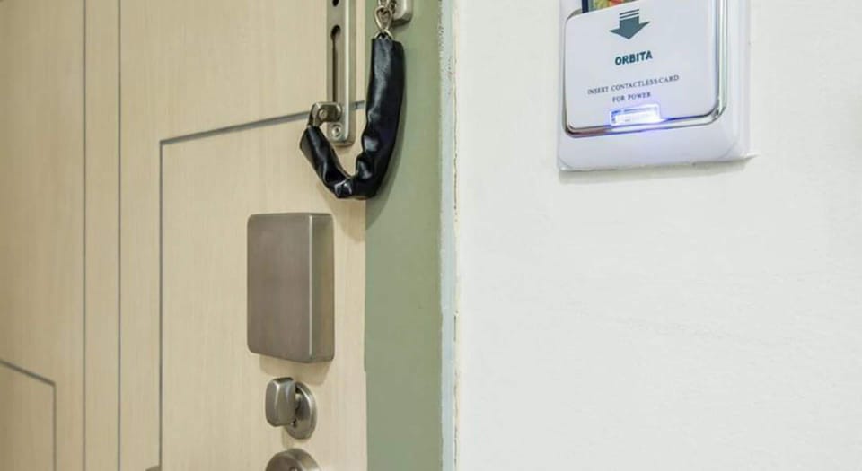 In-room safe, blackout drapes, free WiFi
