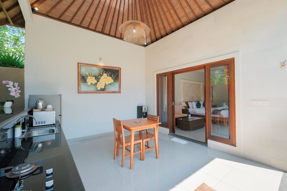 One Bedroom Pool Villa | Private kitchen | Coffee/tea maker, electric kettle