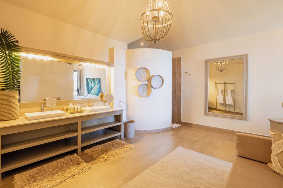 Traditional Villa, Ocean View | 1 bedroom, premium bedding, minibar, in-room safe