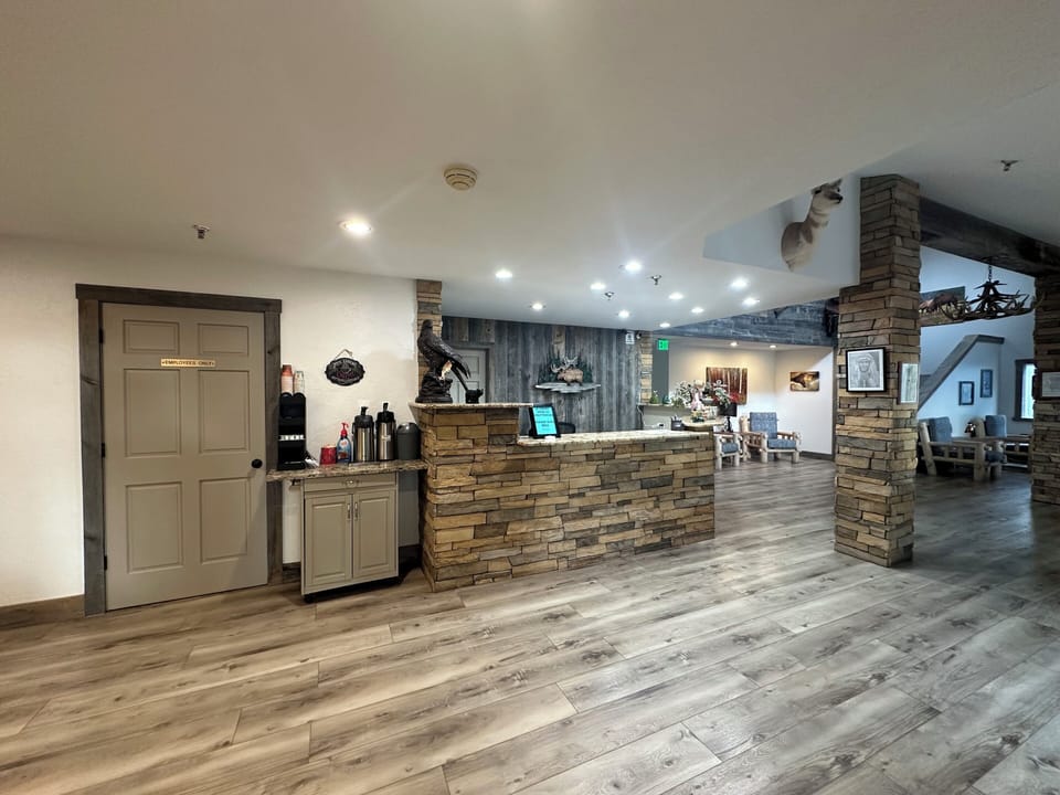 Alpine Inn & Suites Hotel in Gunnison