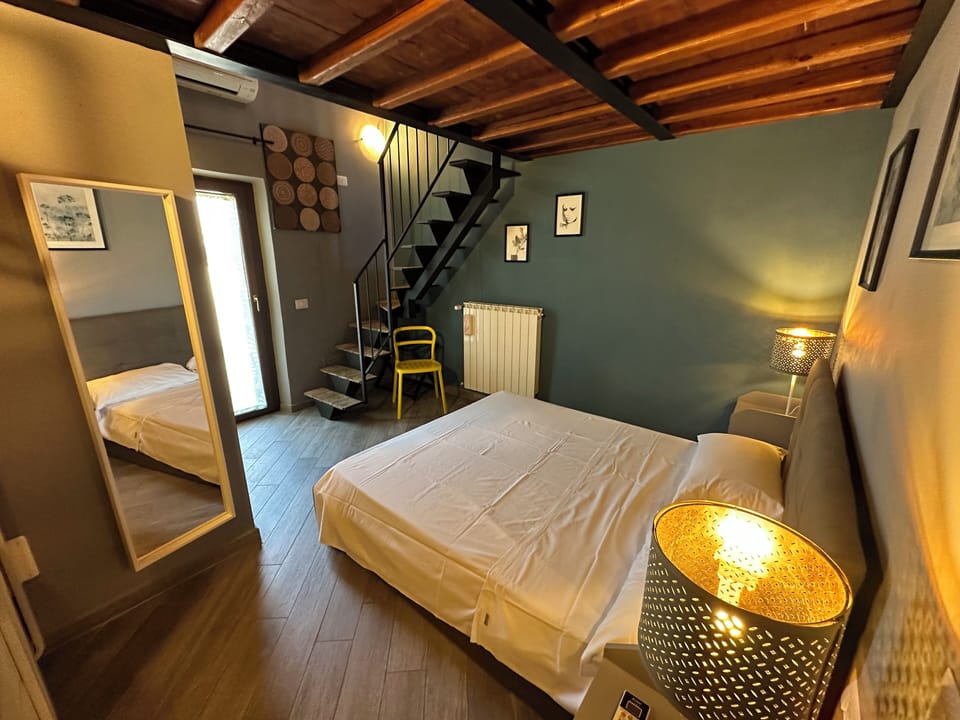 Studio, City View | Down comforters, desk, soundproofing, iron/ironing board