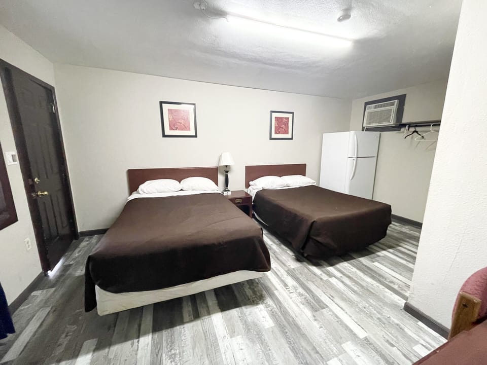 Standard Room, 2 Double Beds, Non Smoking | Desk, free WiFi, bed sheets