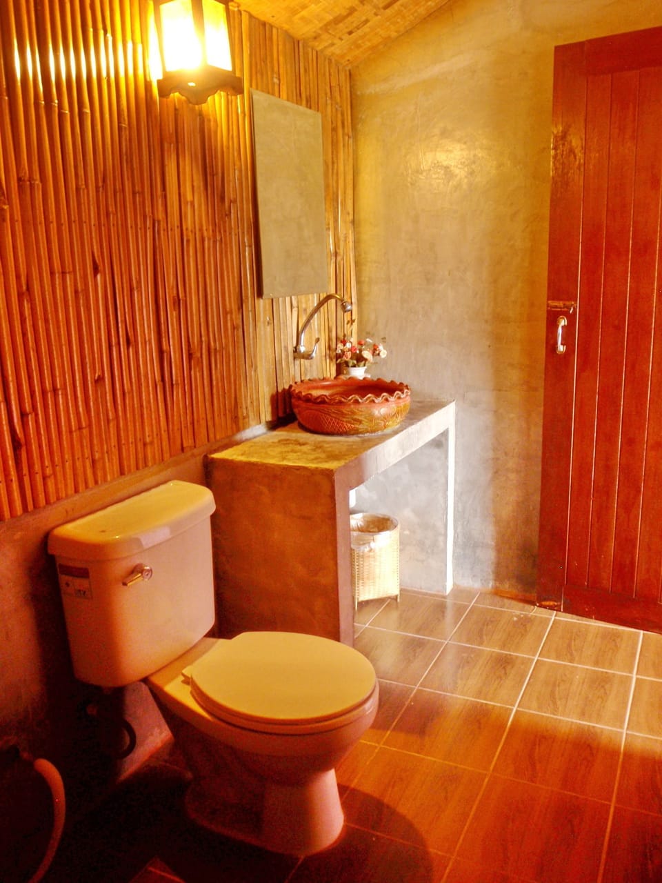 Standard Double Room, Fan | Bathroom | Shower, free toiletries, hair dryer, towels