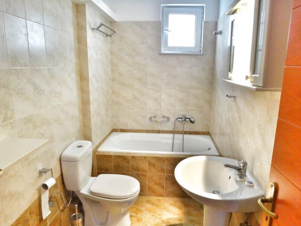 Midia Suites Bed and Breakfast in Euboea