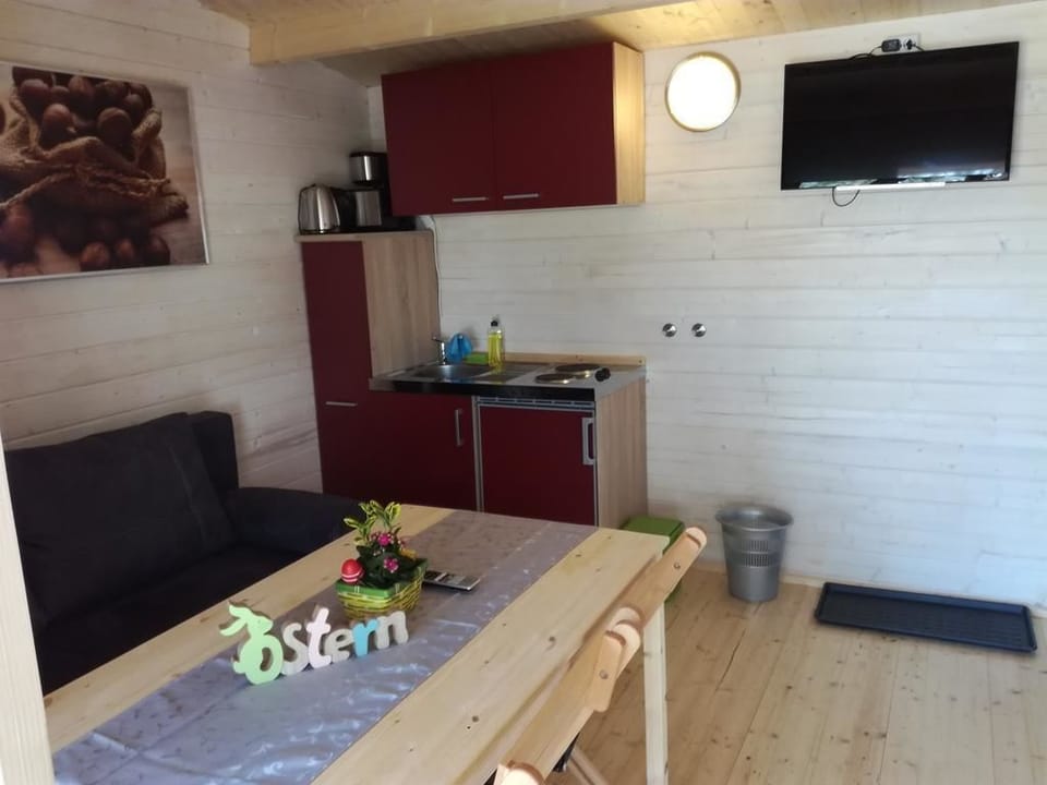Comfort Chalet, 1 Bedroom, Kitchen, Garden Area | In-room safe, soundproofing, iron/ironing board, free WiFi