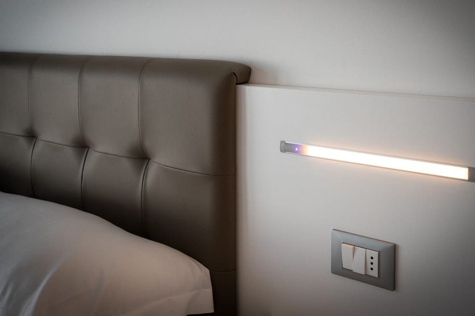 Superior Studio Suite | Minibar, in-room safe, desk, laptop workspace