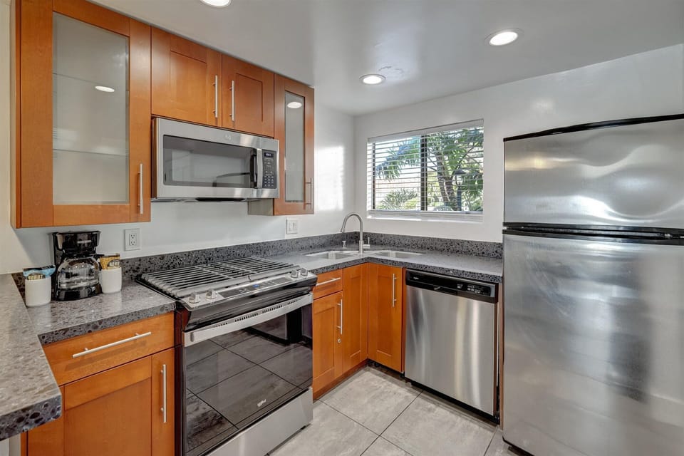 Premier Suite, 2 Bedrooms | Private kitchen | Fridge, microwave, coffee/tea maker