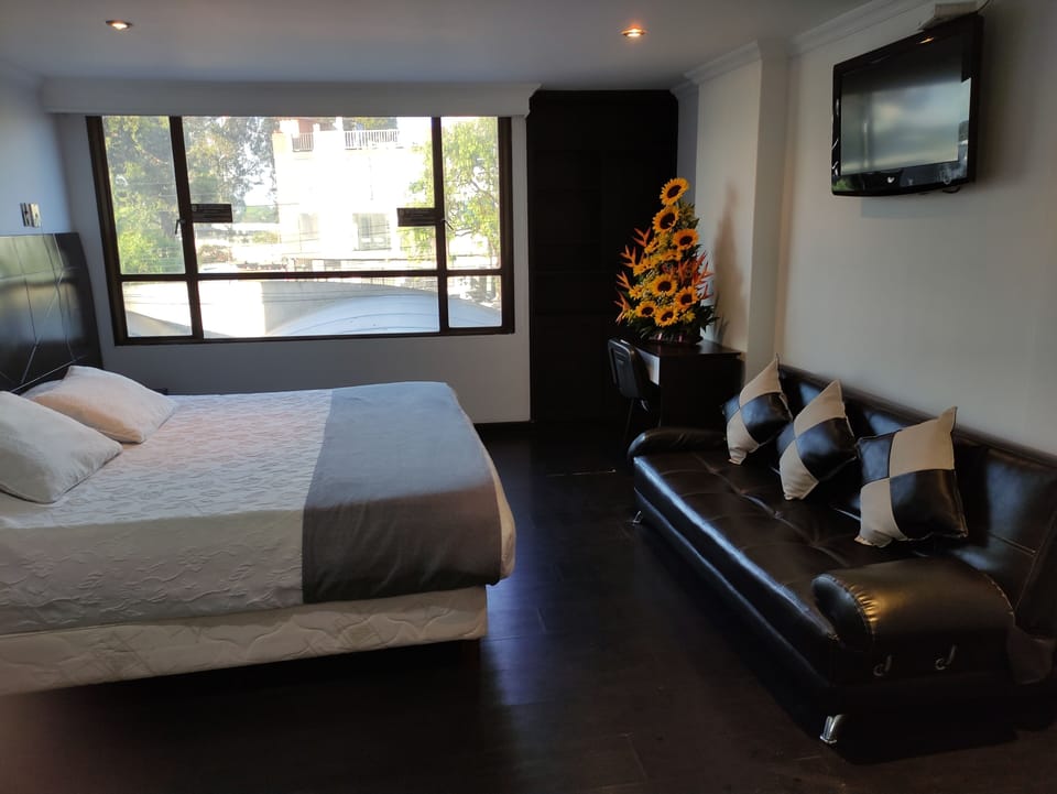Standard Double Room | In-room safe, desk, blackout drapes, free WiFi